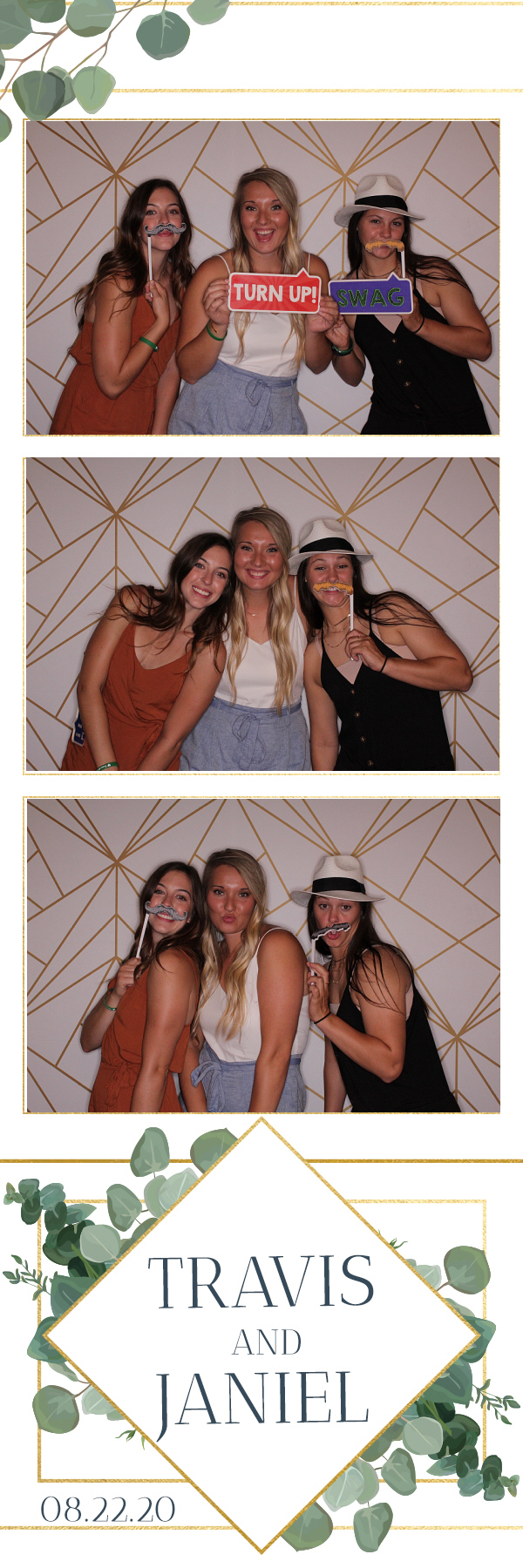 Jacquie & Dennis’ Wedding | View more photos from the event at gallery.photoboothbillings.com/u/PhotoBoothBillings/Jacquie-Dennis’-Wedding-0